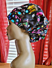 Load image into Gallery viewer, Black Bouffant Adjustable Hat
